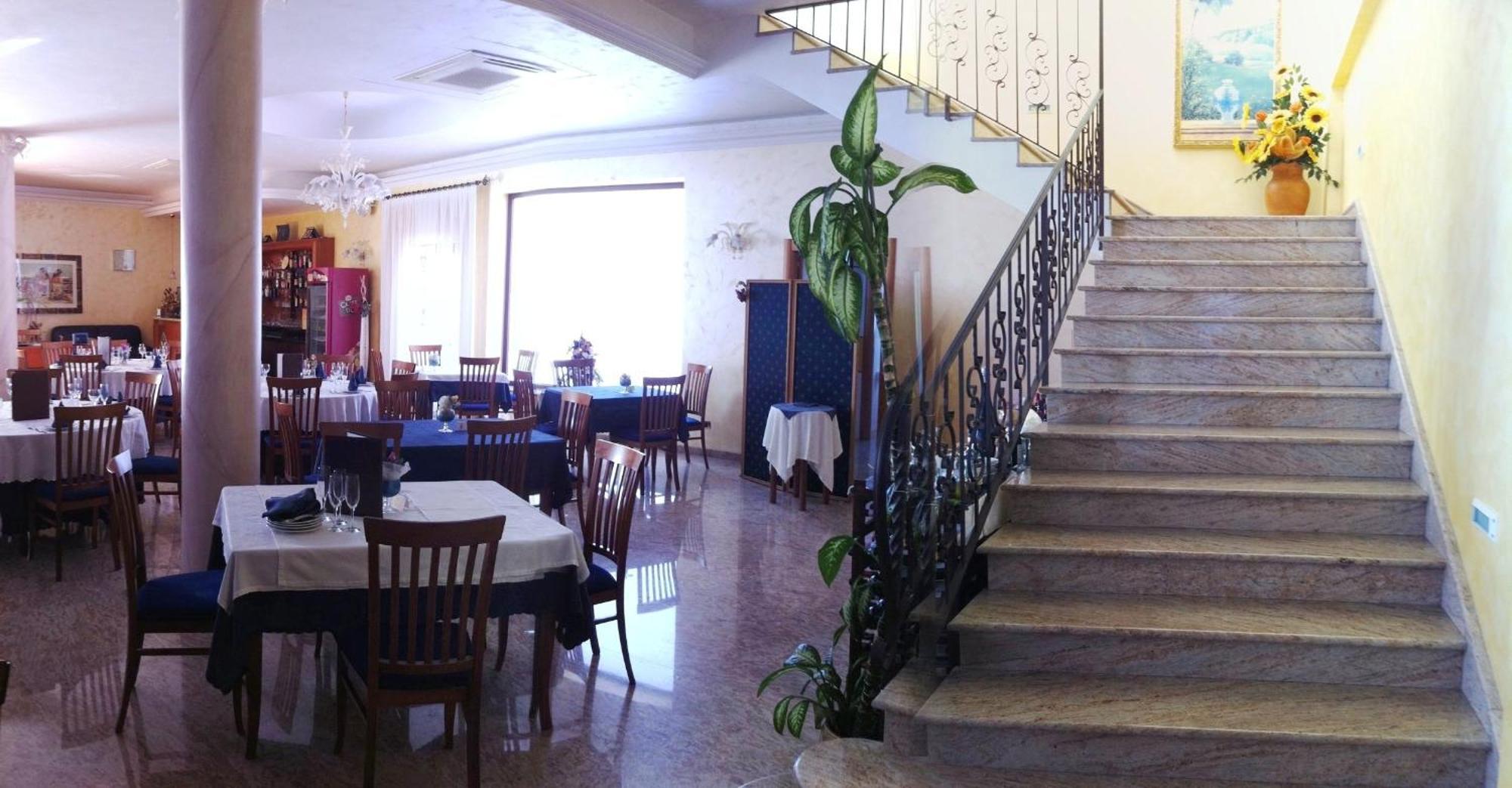 Hotel Ristorante Cordial كوميزو المظهر الخارجي الصورة